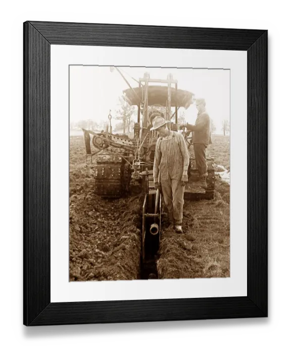 Framed Print : Laying drainage tiles Wisconsin USA early 1900s Framed Print : Laying drainage tiles Wisconsin USA early 1900s