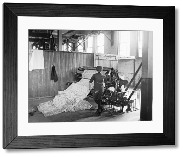 Framed Print : Canada textile industry early 1900s Framed Print : Canada textile industry early 1900s