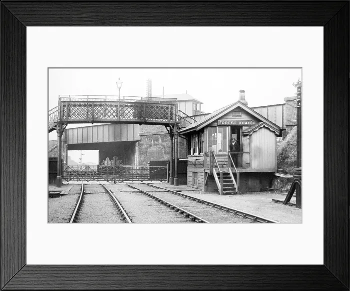 Framed Print : Leicester - Forest Road Signal Box in 1903 Framed Print : Leicester - Forest Road Signal Box in 1903
