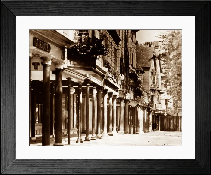 Framed Print : Pantiles, Tunbridge Wells Framed Print : Pantiles, Tunbridge Wells