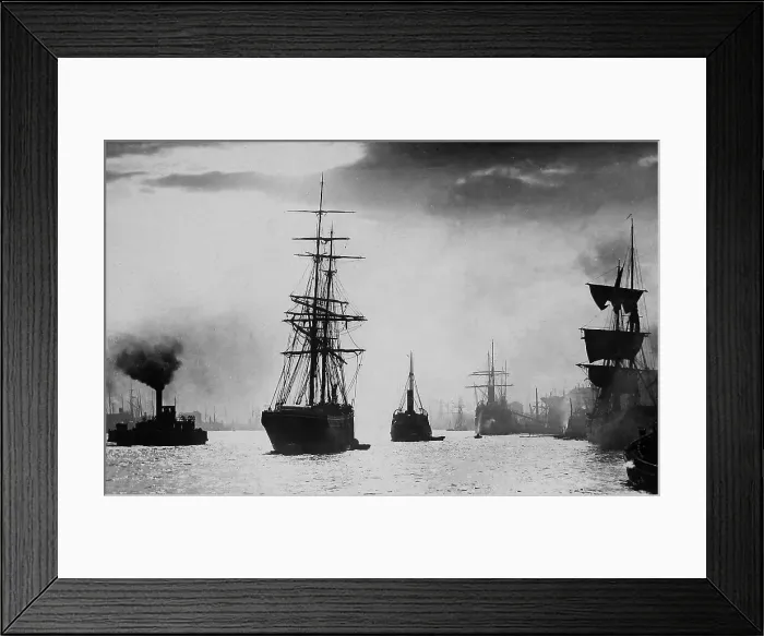 Framed Print : The River Clyde Glasgow Victorian period Framed Print : The River Clyde Glasgow Victorian period