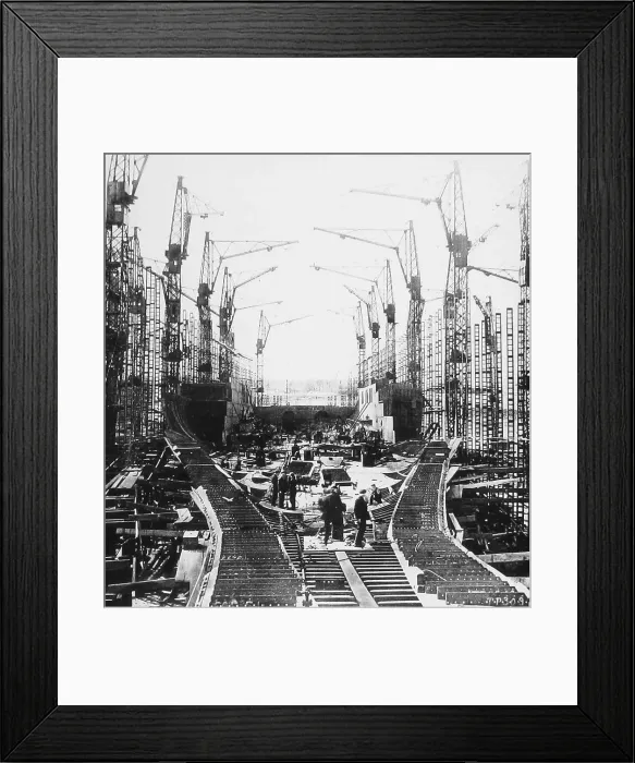 Framed Print : Construction of RMS Queen Elizabeth Framed Print : Construction of RMS Queen Elizabeth