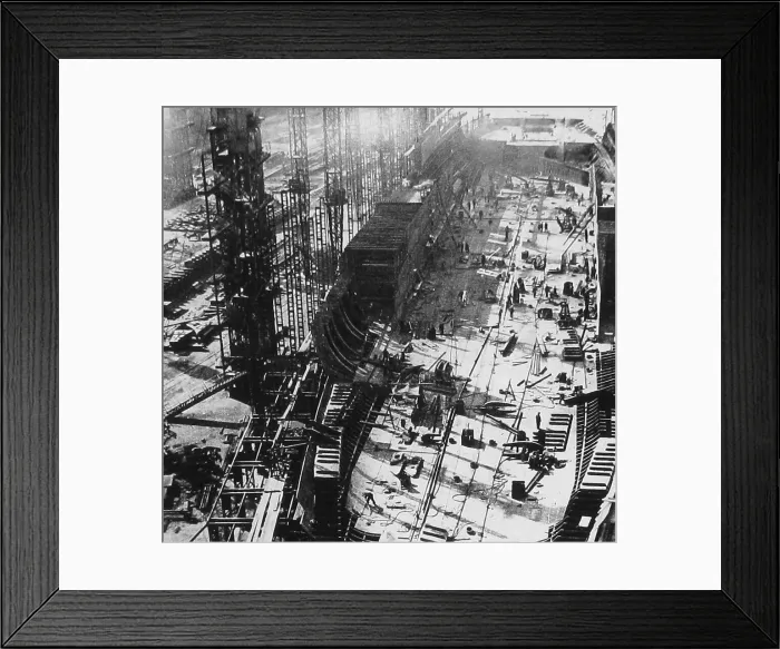 Framed Print : Construction of RMS Queen Elizabeth Framed Print : Construction of RMS Queen Elizabeth