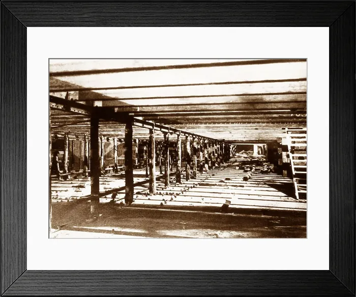 Framed Print : Construction of RMS Queen Elizabeth launched in 1938 Framed Print : Construction of RMS Queen Elizabeth launched in 1938