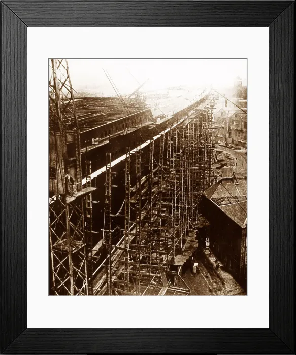 Framed Print : Construction of RMS Queen Elizabeth launched in 1938 Framed Print : Construction of RMS Queen Elizabeth launched in 1938