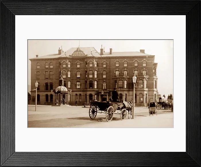 Framed Print : Clifton Arms, Blackpool Framed Print : Clifton Arms, Blackpool