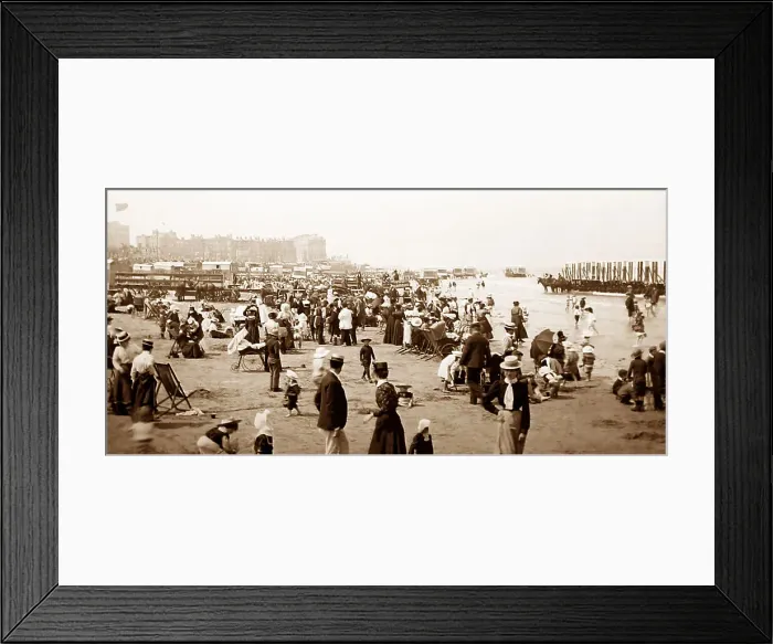 Framed Print : Margate sands in the early 1900s Framed Print : Margate sands in the early 1900s