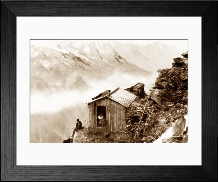 Framed Print : Grand Mulet Cabin, Mont Blanc Framed Print : Grand Mulet Cabin, Mont Blanc