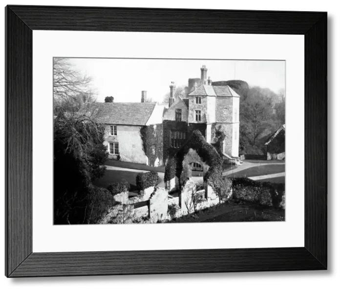 Framed Print : Caresbrooke Castle, Isle of Wight, Victorian period Framed Print : Caresbrooke Castle, Isle of Wight, Victorian period