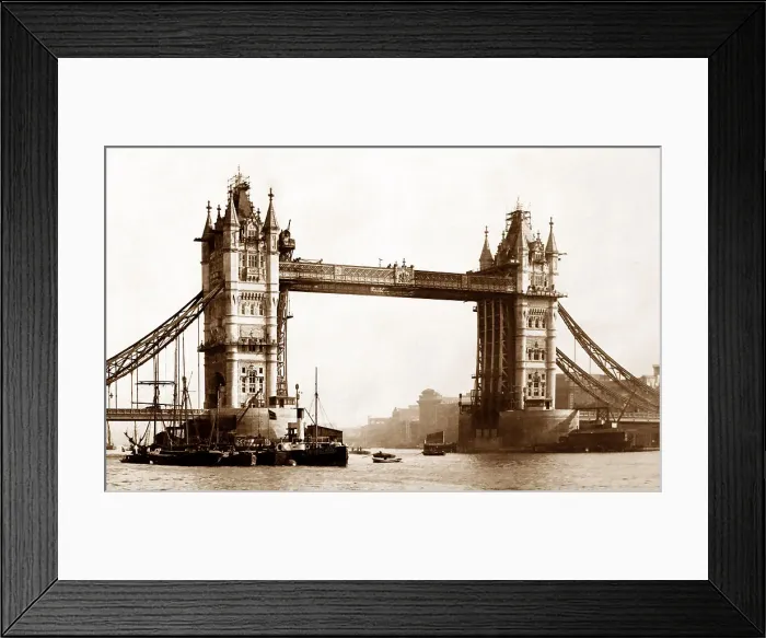 Framed Print : Tower Bridge under construction, London Framed Print : Tower Bridge under construction, London