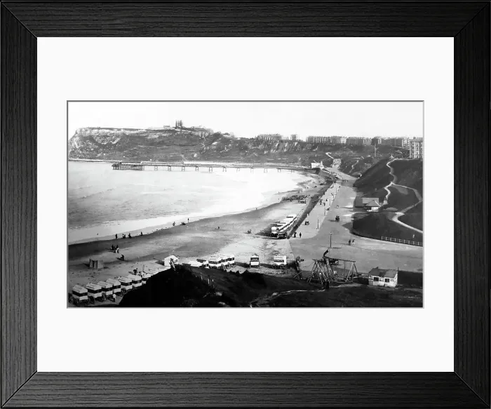 Framed Print : North bay, Scarborough Framed Print : North bay, Scarborough