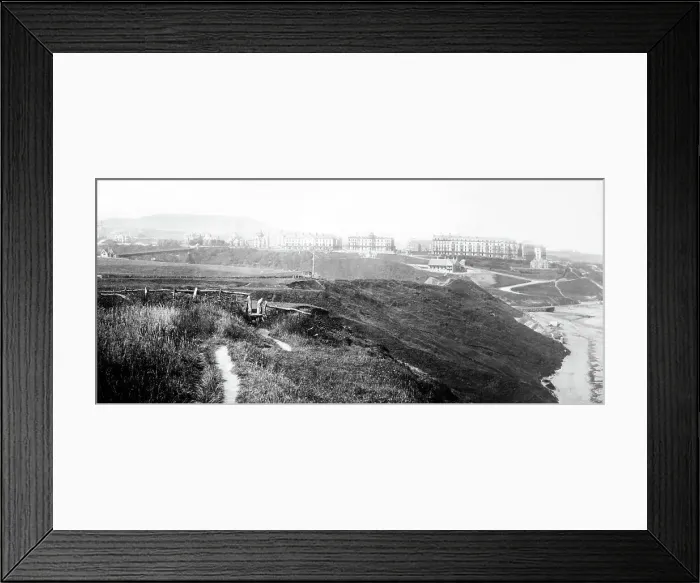 Framed Print : Saltburn by the Sea, Victorian period Framed Print : Saltburn by the Sea, Victorian period