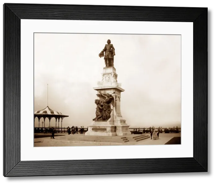 Framed Print : Samuel de Champlain Monument, Quebec, Canada Framed Print : Samuel de Champlain Monument, Quebec, Canada