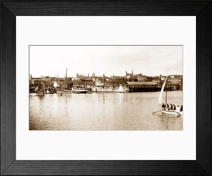 Framed Print : Victoria Harbour, Vancouver Island, Canada Framed Print : Victoria Harbour, Vancouver Island, Canada
