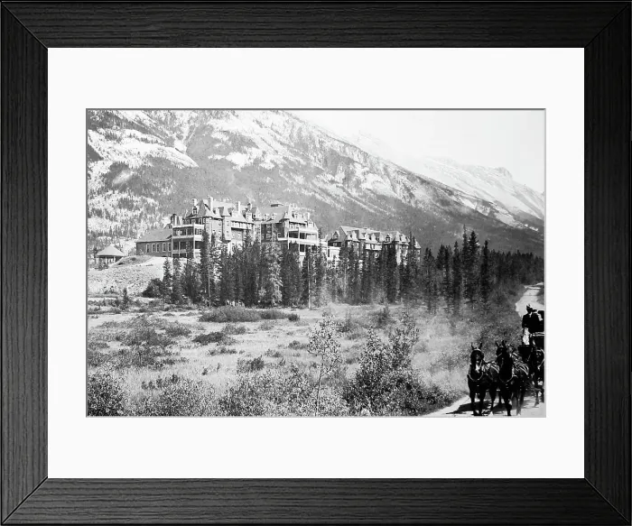 Framed Print : Banff Springs Hotel, Canada Framed Print : Banff Springs Hotel, Canada