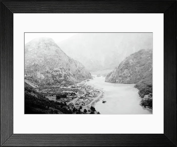 Framed Print : Yale and the Fraser River, Canada, early 1900s Framed Print : Yale and the Fraser River, Canada, early 1900s