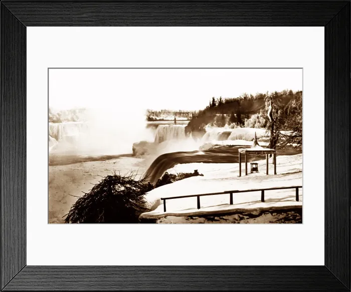 Framed Print : Niagara Falls in the snow Framed Print : Niagara Falls in the snow