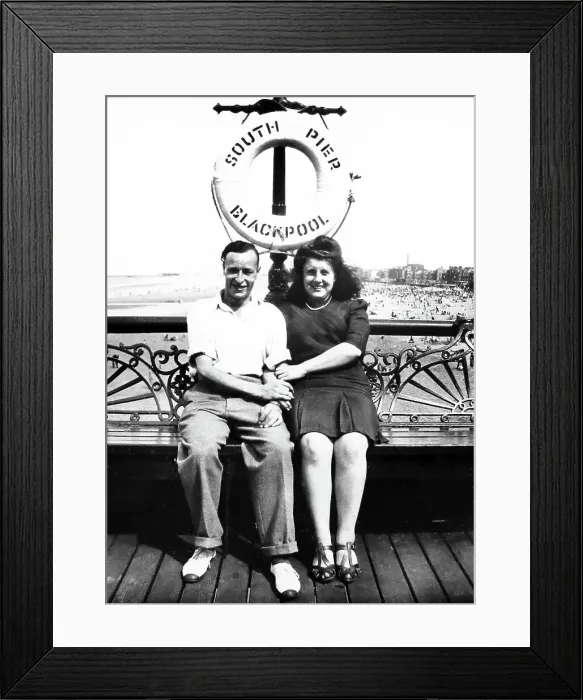 Framed Print : Couple of Blackpool South Pier, possibly 1930s Framed Print : Couple of Blackpool South Pier, possibly 1930s