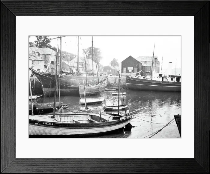 Framed Print : Padstow harbour Framed Print : Padstow harbour