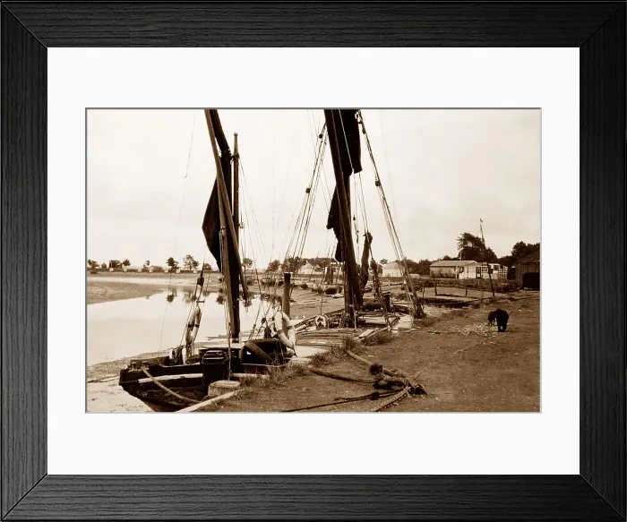 Framed Print : Thames barge, Maldon, Essex Framed Print : Thames barge, Maldon, Essex