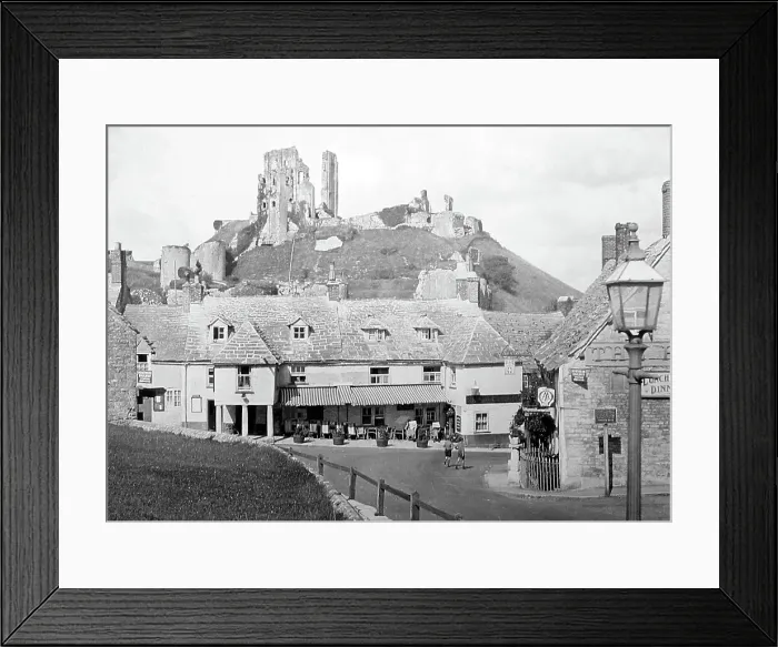 Framed Print : Corfe Castle, early 1900s Framed Print : Corfe Castle, early 1900s