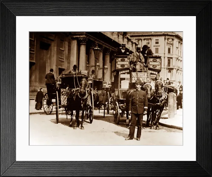 Framed Print : Traffic policeman in London Framed Print : Traffic policeman in London