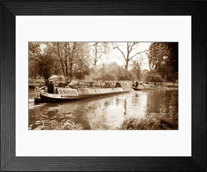 Framed Print : Narrow boat on Coventry Canal, early 1900s Framed Print : Narrow boat on Coventry Canal, early 1900s