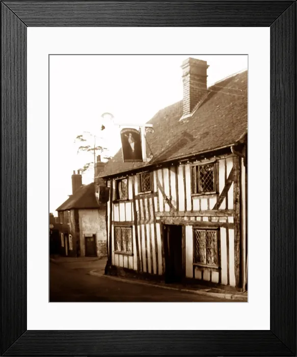Framed Print : Leather Bottle Inn, Cobham Framed Print : Leather Bottle Inn, Cobham