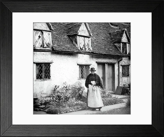 Framed Print : Alms houses at Thaxted, early 1900s Framed Print : Alms houses at Thaxted, early 1900s