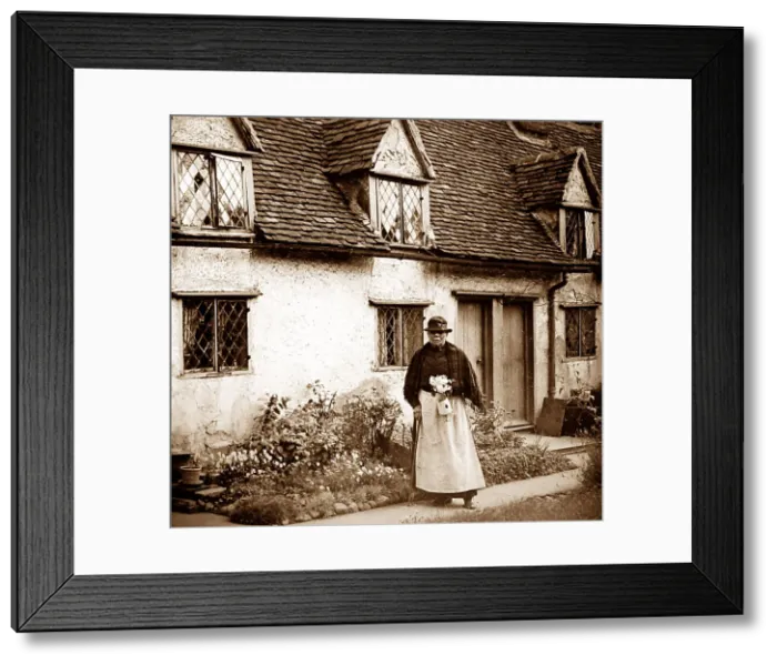 Framed Print : Alms houses at Thaxted Framed Print : Alms houses at Thaxted