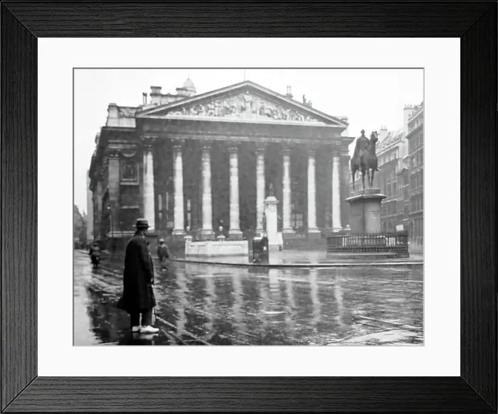 Framed Print : The Royal Exchange, London, early 1900s Framed Print : The Royal Exchange, London, early 1900s