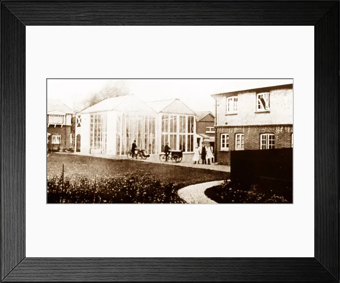 Framed Print : Glasshouse Studio at Ealing Studios, London Framed Print : Glasshouse Studio at Ealing Studios, London