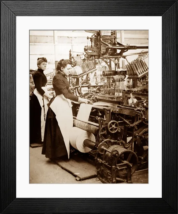 Framed Print : A Dobbie Loom, linen production, Victorian period Framed Print : A Dobbie Loom, linen production, Victorian period