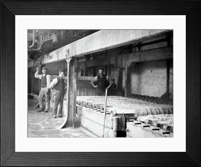 Framed Print : Linen manufacture, Bleaching liquor cave Framed Print : Linen manufacture, Bleaching liquor cave