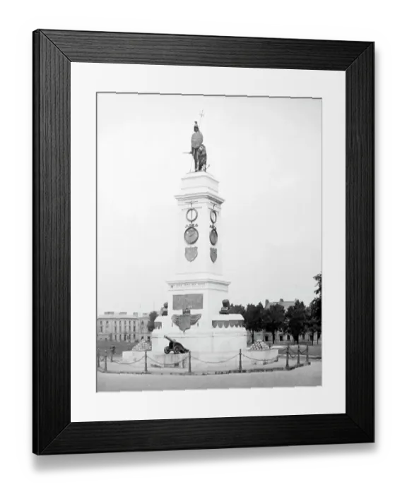Framed Print : Statue of Sir Frances Drake, Plymouth Framed Print : Statue of Sir Frances Drake, Plymouth