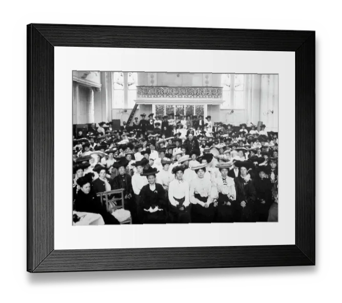Framed Print : Mothers Meeting at the Royal Sailors Rest Portsmouth Framed Print : Mothers Meeting at the Royal Sailors Rest Portsmouth