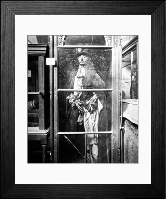 Framed Print : effigy of charles II westminster abbey Framed Print : effigy of charles II westminster abbey