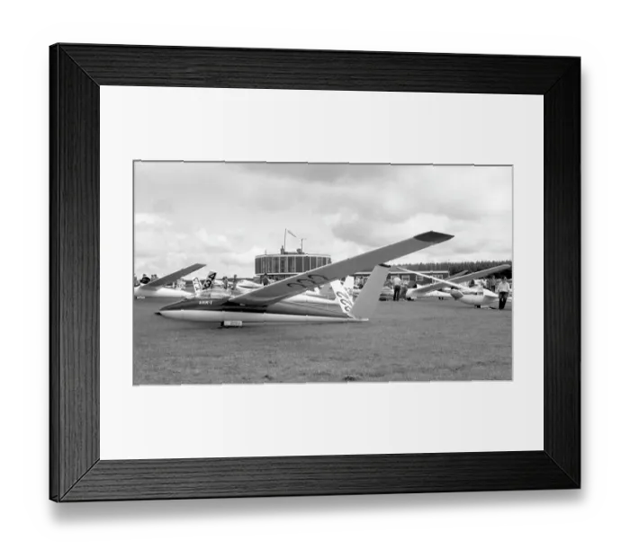Framed Print : Schempp-Hirth SHK 222 Framed Print : Schempp-Hirth SHK 222