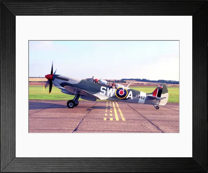 Framed Print : Supermarine Spitfire Mk HF Mk. IXe G-CTIX - PT462 Framed Print : Supermarine Spitfire Mk HF Mk. IXe G-CTIX - PT462