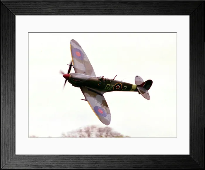 Framed Print : Supermarine Spitfire HF Mk. IXe G-HFIX - MJ730 Framed Print : Supermarine Spitfire HF Mk. IXe G-HFIX - MJ730