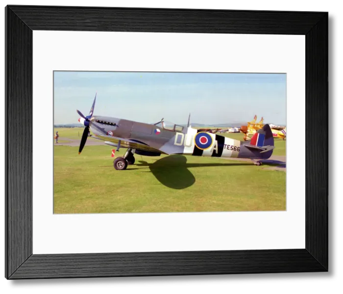 Framed Print : Supermarine Spitfire LF Mk. IXe G-BLCK - TE566 Framed Print : Supermarine Spitfire LF Mk. IXe G-BLCK - TE566