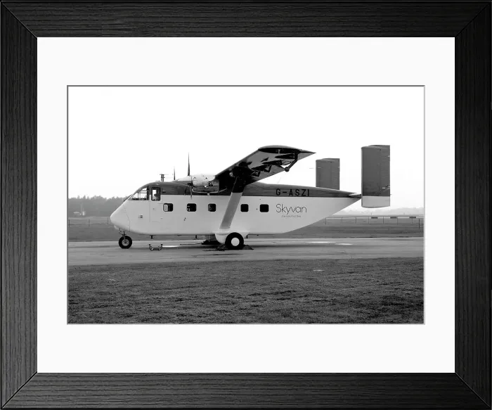 Framed Print : Short SC. 7 Skyvan 3-100 G-ASZI Framed Print : Short SC. 7 Skyvan 3-100 G-ASZI