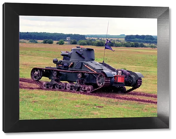 Vickers Matilda I Infantry Tank reproduction T3447