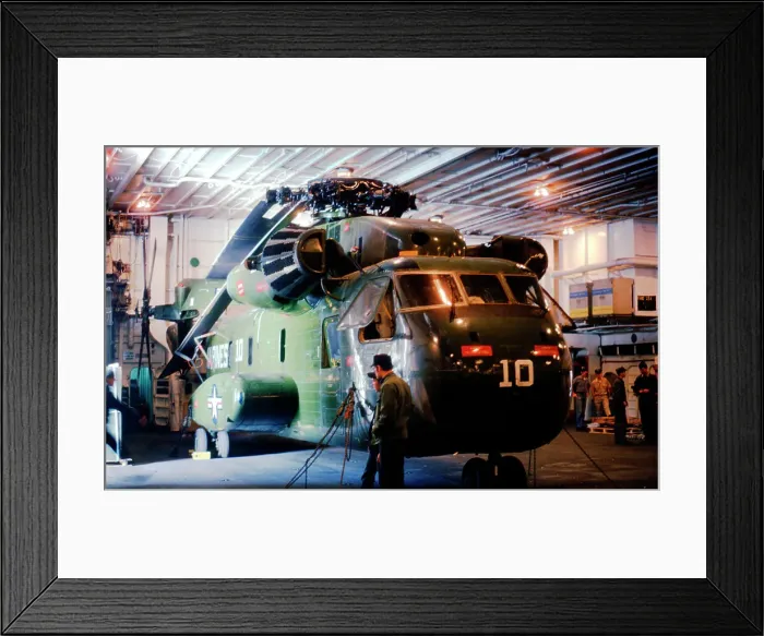 Framed Print : Sikorsky CH-53D Sea Stallion 10 Framed Print : Sikorsky CH-53D Sea Stallion 10