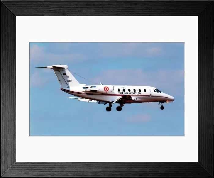Framed Print : Cessna 650 Citation VII 005 Framed Print : Cessna 650 Citation VII 005