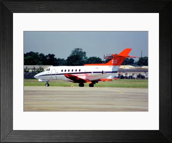 Framed Print : Hawker Siddeley HS.125 CC.3 ZD621 Framed Print : Hawker Siddeley HS.125 CC.3 ZD621