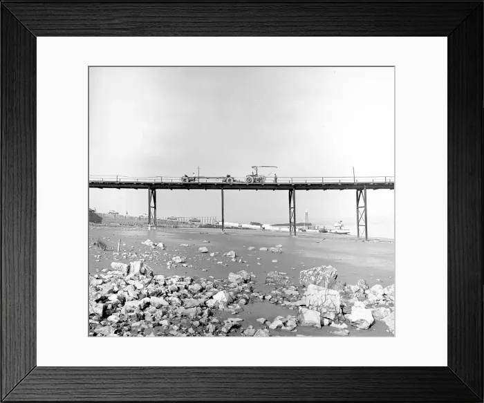 Framed Print : Building the Severn Bridge Framed Print : Building the Severn Bridge