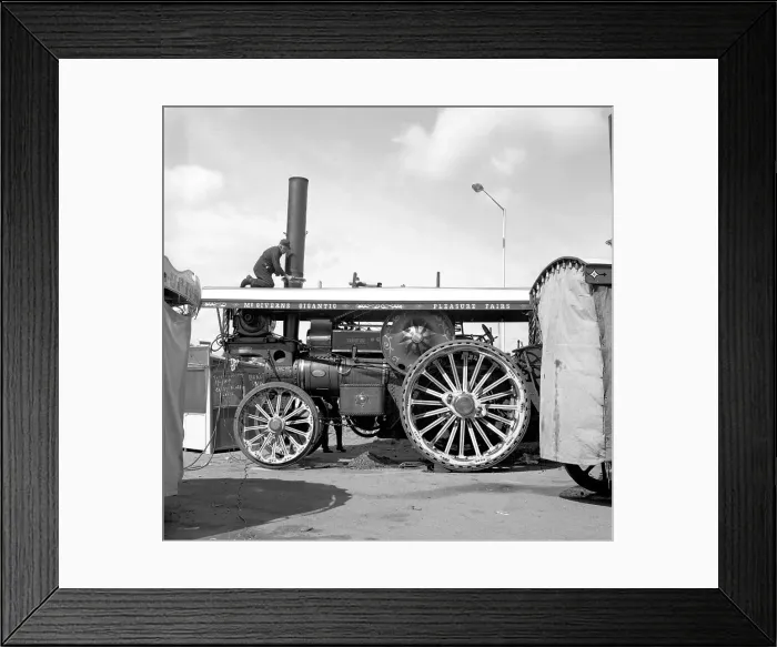 Framed Print : Fowler Showman's Road Locomotive number: 14425, Carry On Framed Print : Fowler Showman's Road Locomotive number: 14425, Carry On