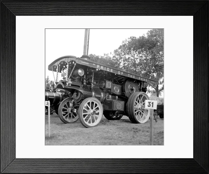 Framed Print : Burrell Showman's Road Locomotive number: 3912, Dragon Framed Print : Burrell Showman's Road Locomotive number: 3912, Dragon