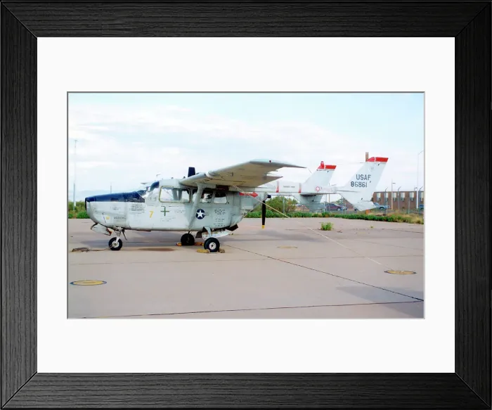 Framed Print : Cessna O-2A Skymaster 68-6861 Framed Print : Cessna O-2A Skymaster 68-6861